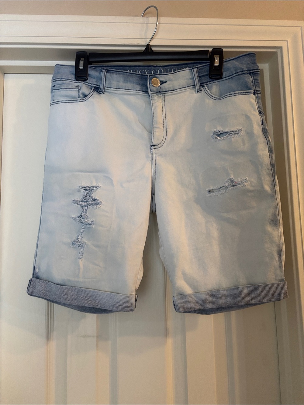 Juicy Couture Light White/Blue Distressed Denim Bermuda Shorts women’s size 12